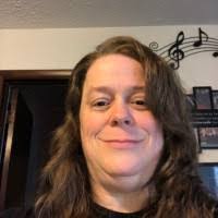 Amanda Knisley's Instagram, Twitter & Facebook