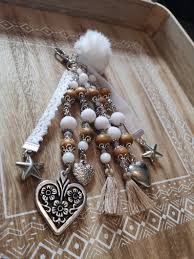 Porte Cles Bijoux De Sac Perles Velours Bois Pompon Etsy Purse Charms Diy Jewelry Bags Beaded Keychains