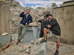 It's produced by the stone quarry's deborah snyder, zack snyder and wesley coller. Army Of The Dead 2021