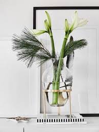 Deko glasvase bodenvase weihnachten gross dekorieren fruhling. Unsere Dekoideen Die Bodenvase Dekorieren Westwing