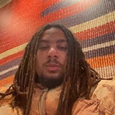 Fanum does a face reveal just hours after getting a bad allergic reaction  😭👏