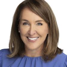 Erin Mulligan's Instagram, Twitter & Facebook