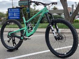 You really can maneuver the megatower—even in a size xl, even with wide. Santa Cruz Megatower Cc Cblesius S Bike Check Vital Mtb