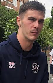 Joe Walsh (footballer, born 2002)