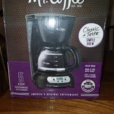 The first step for cleaning your coffee maker is to keep on top of the cleaning by doing these simple cleaning steps after each use. Best New In Box Mr Coffee Coffee Maker For Sale In Nashville Tennessee For 2021