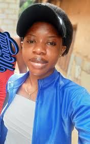 Nikki Grubbs's Instagram, Twitter & Facebook