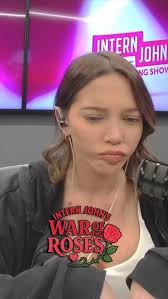 #WarOfTheRoses: Mitchell thinks his girlfriend Cora is cheating