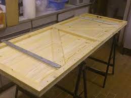 Gartenhaus als holzhaus selber bauen tuer selbst einbauen. Holztur Mit Fenster Selber Bauen Schuppentur Bauen Vesab Ideen Tur Selber Bauen Gartenhaus Selber Bauen Holztur Bauen