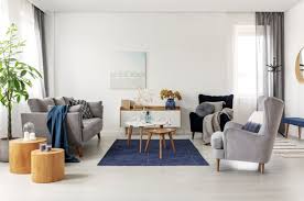 L'étagère murale en bois est design et fonctionnelle. Tout Sur Le Classic Blue Couleur Elue Pantone De L Annee 2020