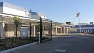 Caught On Video Oakland School Security Guard Seen Hitting Student In Wheelchair Dumping Him On Floor Cbs San Francisc School Security Security Guard Guard