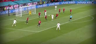 Μία νίκη και μία ισοπαλία μετράνε τσέχοι οι οποίοι μετά την επικράτηση στην πρεμιέρα των σκωτσέζων κατάφεραν να πάρουν ισοπαλία και κόντρα στην κροατία παραμένοντας έτσι στην κορυφή του 4ου ομίλου με 4 βαθμούς. Wvyulydkn2jh0m