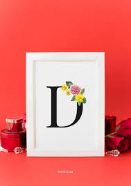 زخرفة حرف D مزخرف