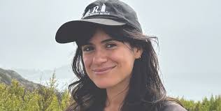 Jennifer Leiva's Instagram, Twitter & Facebook