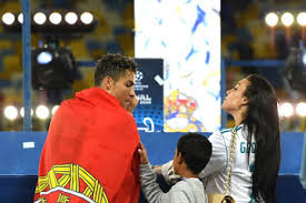 An excerpt from one of her interviews we can only say or regard georgina rodriguez as the stepmother of ronaldo's older three children (cristiano ronaldo jr., eva maria dos santos. Cristiano Ronaldo Jr Georgina Rodriguez Pictures Photos Images Zimbio