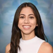 Loni Adams's Instagram, Twitter & Facebook