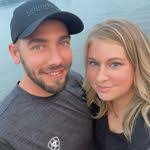 Amanda Bainter's Instagram, Twitter & Facebook