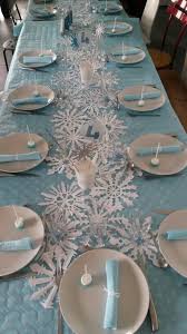 Anniversaire Reine Des Neiges 4 Ans Deco De Table Chemin De Table En Fl Frozen Birthday Party Decorations Frozen Themed Birthday Party Frozen Decorations