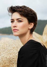Coiffure 10 Coupes Tendances A Adopter Apres 50 Ans Cheveux Courts Coupe De Cheveux Coupe De Cheveux Courte