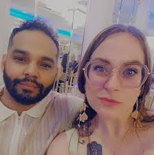 Who can make a football smash cake and sheet cake for a birthday party