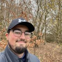 20+ "Elliot Pearson" profiles