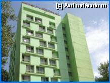 80 camere duble mici, 130 camere duble mari, 6 apartamente si 10 garsoniere. NaÈ›ional Hotel Mamaia Impresii PÄƒreri RecomandÄƒri NaÈ›ional Hotel Amfostacolo Amfostacolo