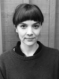 Lynn Siefert's Instagram, Twitter & Facebook