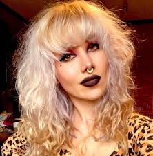 Never bully others in front of this woman