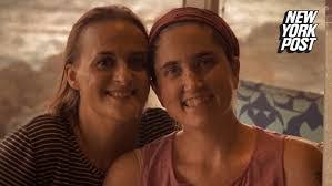 Jennifer Beyer's Instagram, Twitter & Facebook