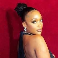 Kimberly Bernard's Instagram, Twitter & Facebook