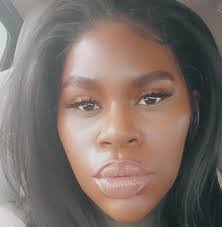 Keona Shaw's Instagram, Twitter & Facebook