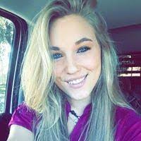 Kelley Auxier's Instagram, Twitter & Facebook