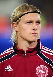 Последние твиты от simon kjær (@simonkjaer1989). Pin On Don T Hate The Players