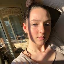 Julie Dekeyser (@juliedekeyser)