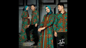 Contoh baju batik wanita kantor. Gamis Batik Kombinasi Kain Polos Model Pesta Sarimbit 2018 Youtube