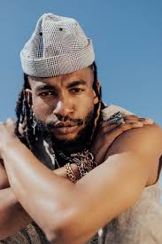 EL BANDITO — MAEVA KOMENAN