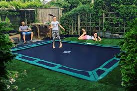 Die besten trampoline für kinder im vergleich. Bodentrampolin Im Garten Was Ist Beim Kauf Und Einbau Zu Beachten