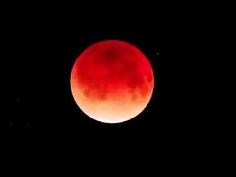 Resultado de imagem para lua vermelha"