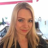 20+ "Sara Wyer" profiles