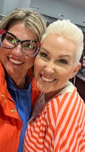 Tuesday Travels 🚘 , What a weekend of sisterhood with @clairejett @mo_jett  @susanstrahan and the Lousianna Sisterhood. , Powerful services and the  opportunity to share The Inspire Project to LA 🙌, We ...