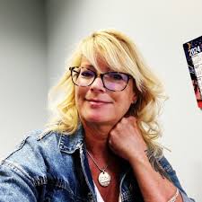 It's true! I really look up to my mother especially in her career. Even  though she didn't have the education background for most positions, her  bright personality and determination always put her… |