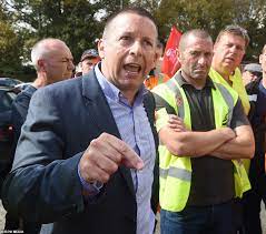 Unite's assistant general secretary howard beckett made the remarks following protests in glasgow over the detention of two men by border force. F1mpd1eurmfakm