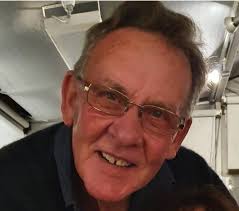 Tales of a Launceston Metro bus driver: Russell Lockett waves farewell to  passengers and colleagues