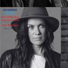 Lisa Macisaac's Instagram, Twitter & Facebook