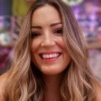 Donna Trew's Instagram, Twitter & Facebook