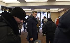 С тех пор фонд выпустил сотни расследований, изучил тысячи госзакупок и спас миллиарды бюджетных рублей. V Fbk Rasskazali O Blokirovke Ofisa Organizacii Sotrudnikami Fsb Politika Rbk