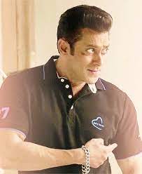 Animated Gif Discovered By Karakalem Find Images And Videos About Gif Smile And Bollywood On We Heart It Salman Khan Salman Khan Wallpapers Salman Khan Photo