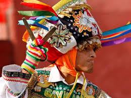 El folklore es la expresión auténtica de un pueblo que abarca sus tradiciones, leyendas, costumbres, música, danzas, entre otras manifestaciones culturales. Dia Mundial Del Folklore Sepa El Por Que De Su Celebracion El Popular