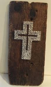 Wanddeko Fadenbild Kreuz Ein Designerstuck Von Filzkult Bei Dawanda Fadenbilder Kreativ Basteln Basteln Und Selbermachen