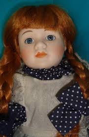 preciosa muñeca de porcelana the promenade coll