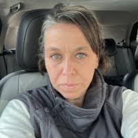 Stephanie Hungerford's Instagram, Twitter & Facebook